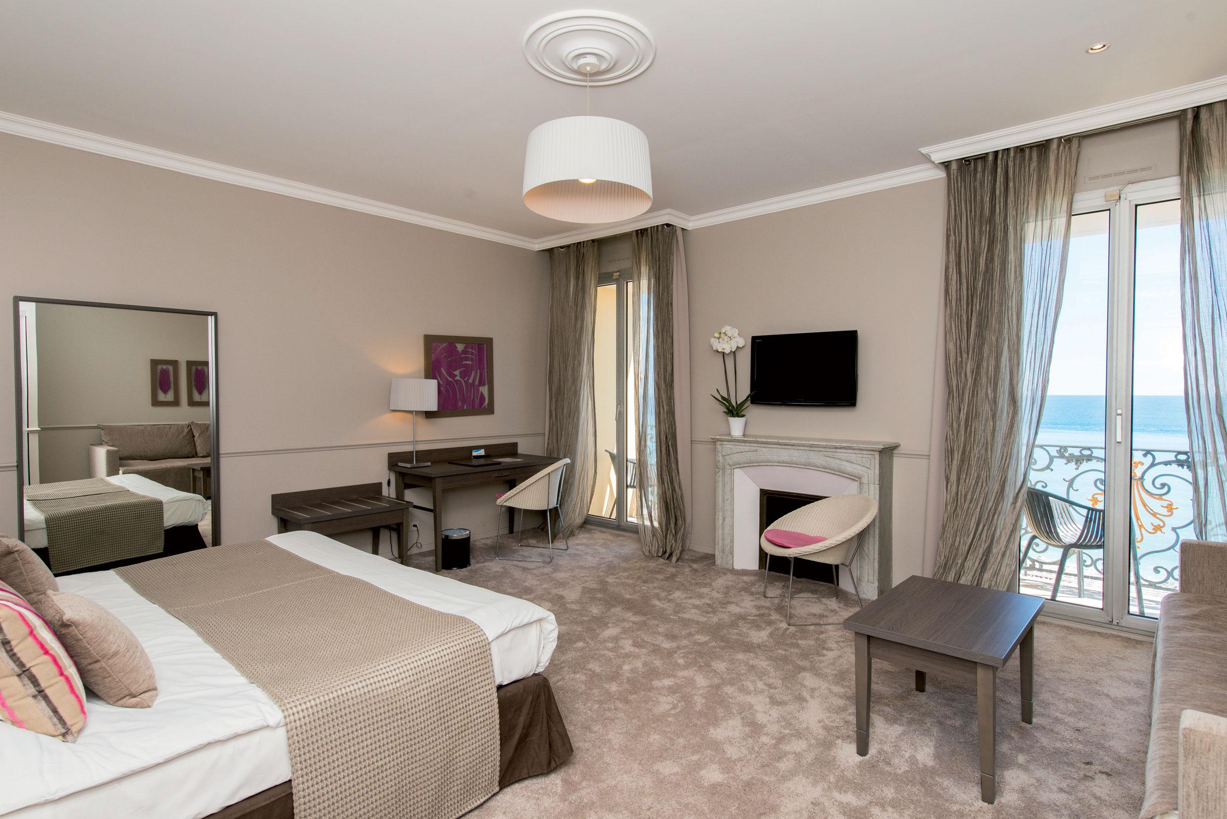 Hotel Le Royal Promenade Des Anglais Nizza Esterno foto