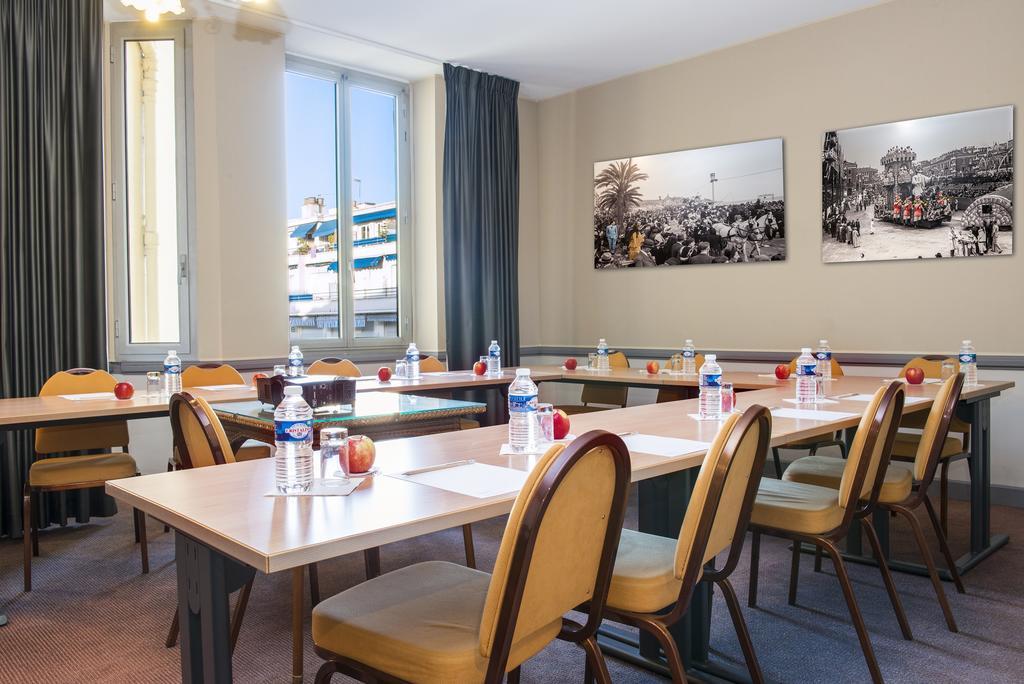 Hotel Le Royal Promenade Des Anglais Nizza Esterno foto